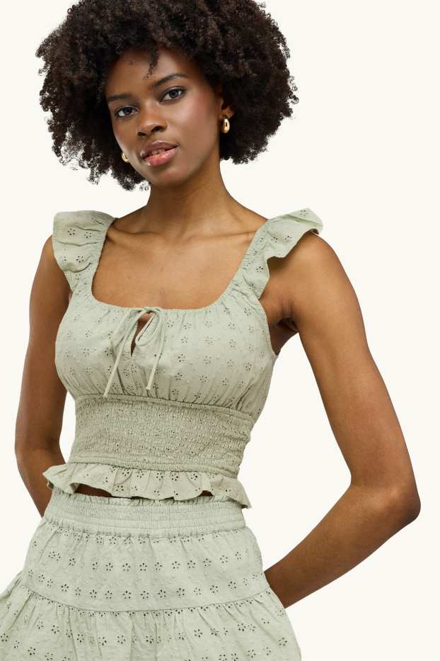 Dona - Brusa crop - brodat anglès - verd clar