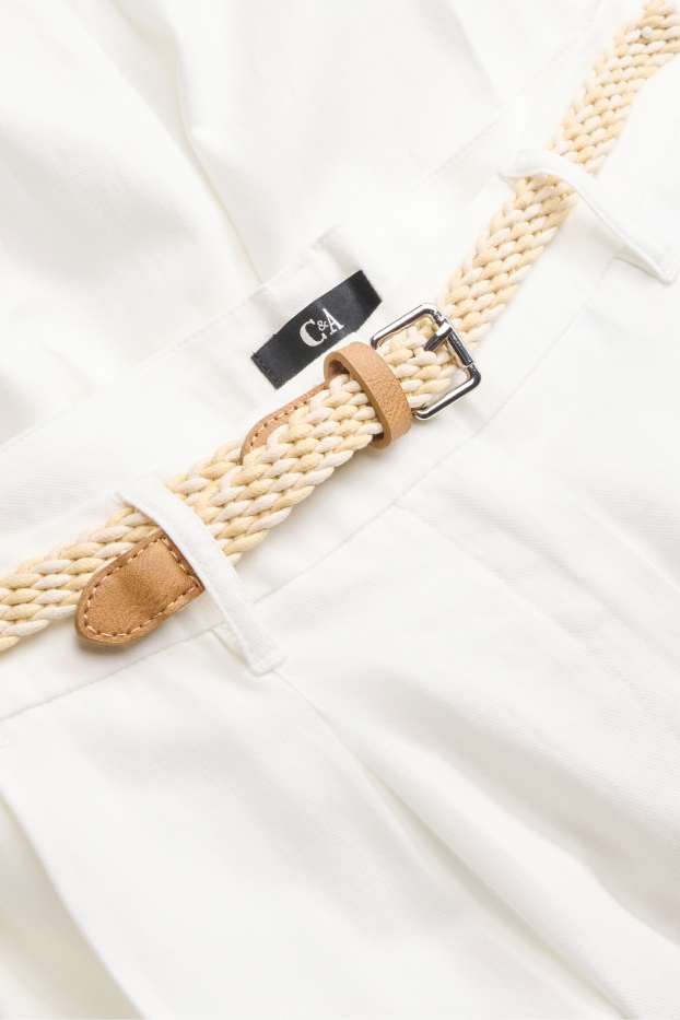 Dámské - Plátěné kalhoty s páskem a lněným podílem - mid waist - bílá