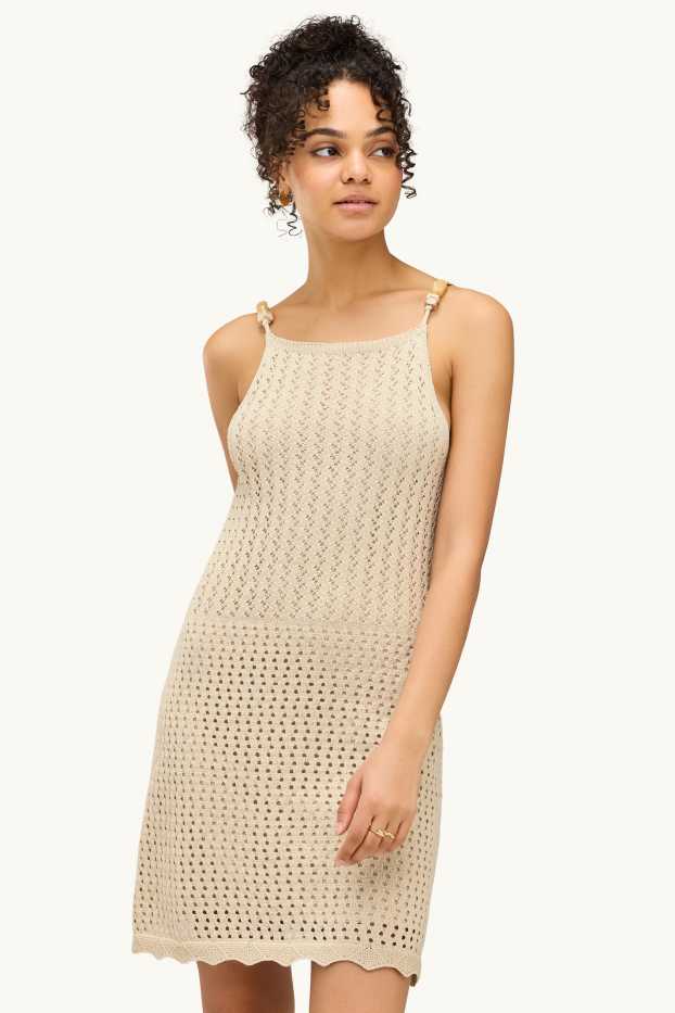 Femei - Rochie din tricot - bej deschis
