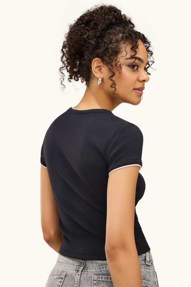 Damen - T-Shirt - Slim Fit - 2-in-1-Look - schwarz