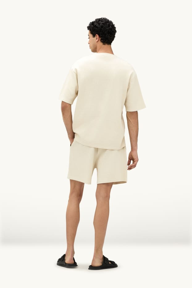 Herren - Sweatshorts - strukturiert - cremeweiß