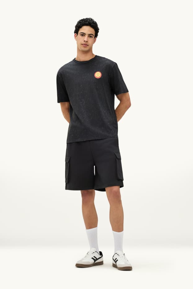 Men - Sweat shorts - black