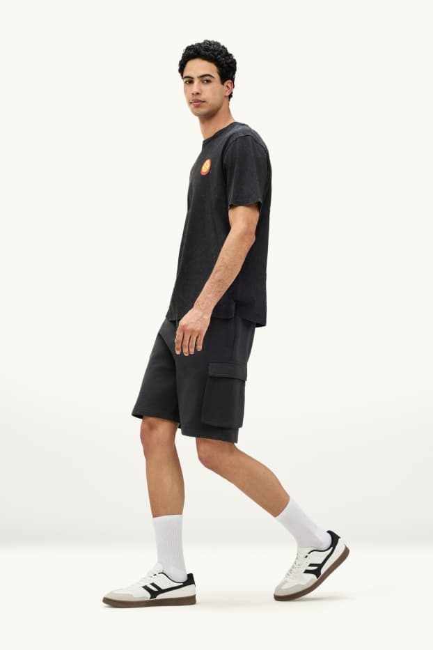 Men - Sweat shorts - black