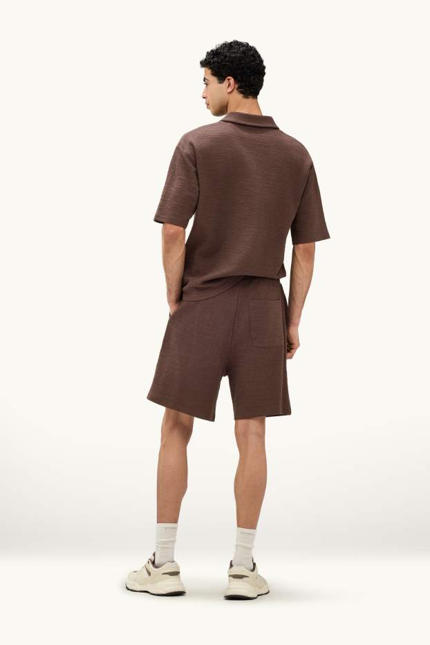 Pánské - Šortky - strukturované - tmavohnědá