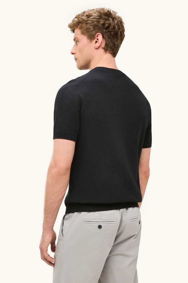 Bărbați - Pulover tricotat - mânecă scurtă - structurat - negru