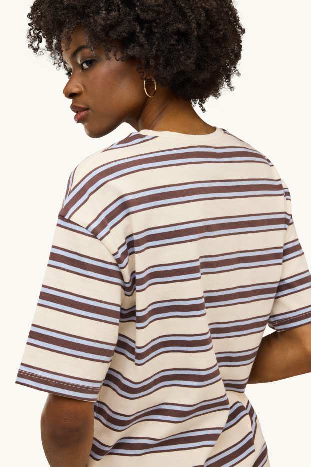 Women - T-shirt - oversized - striped - brown / cremewhite