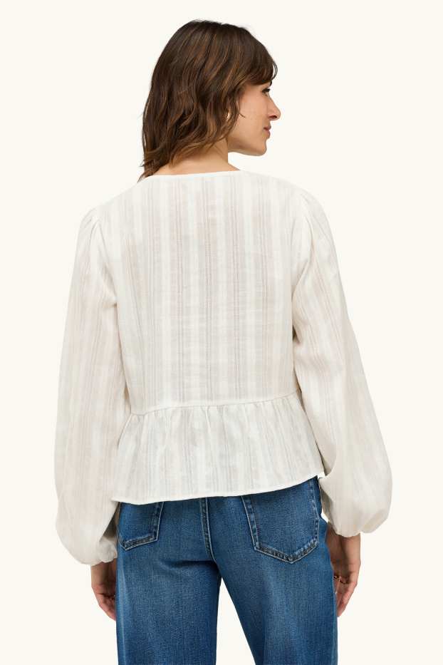 Femmes - Chemisier avec encolure en V - blanc