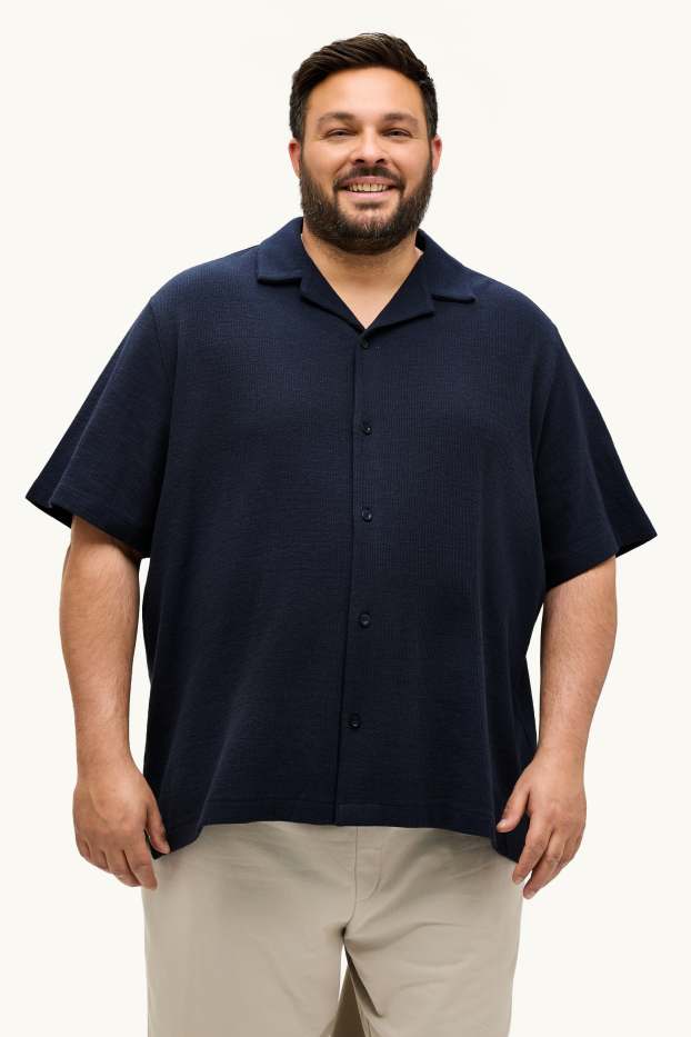 Hommes - Chemise - regular fit - col revers - finition texturée - bleu foncé