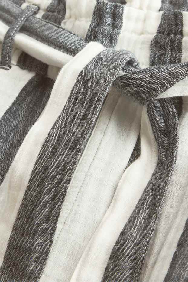 Donna - Shorts di mussola - vita alta - a righe - bianco / nero