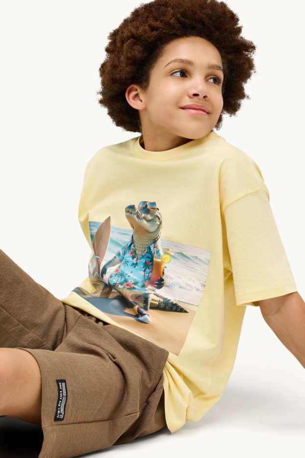 Kinder Buben - Multipack 2er - Krokodil und Löwe - Kurzarmshirt - weiß / gelb