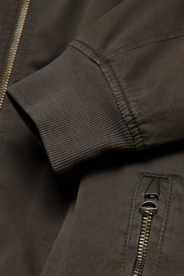 Herren - Jeans-Bomberjacke - dunkelgrün