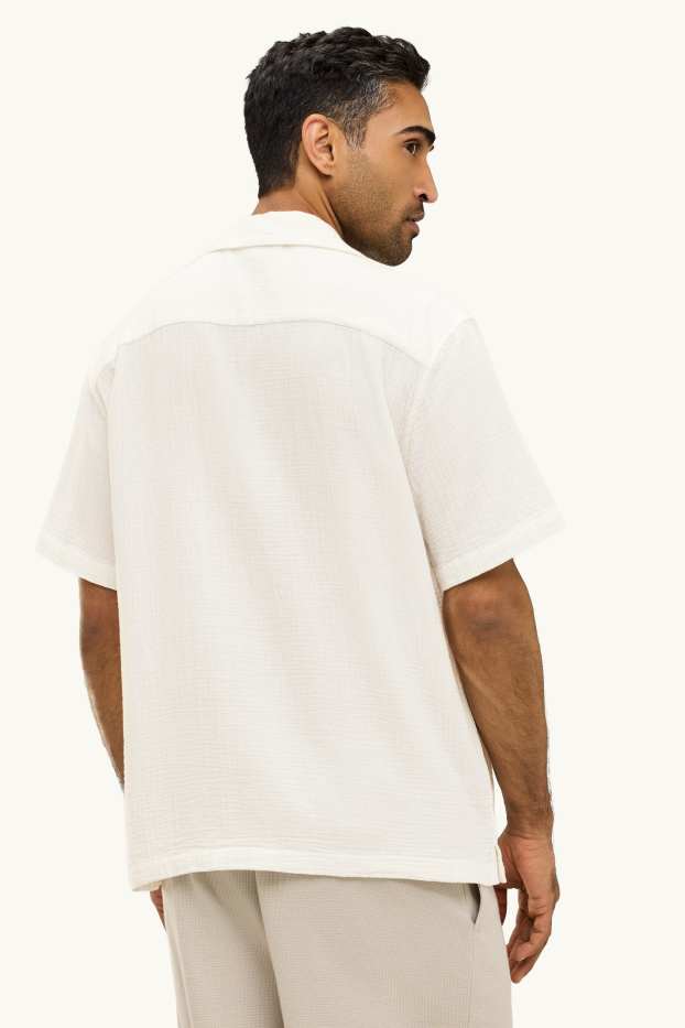Heren - Overhemd - relaxed fit - reverskraag - crèmekleurig