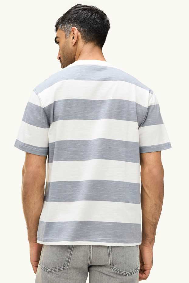 Herren - T-Shirt - Relaxed Fit - gestreift - weiss / blau