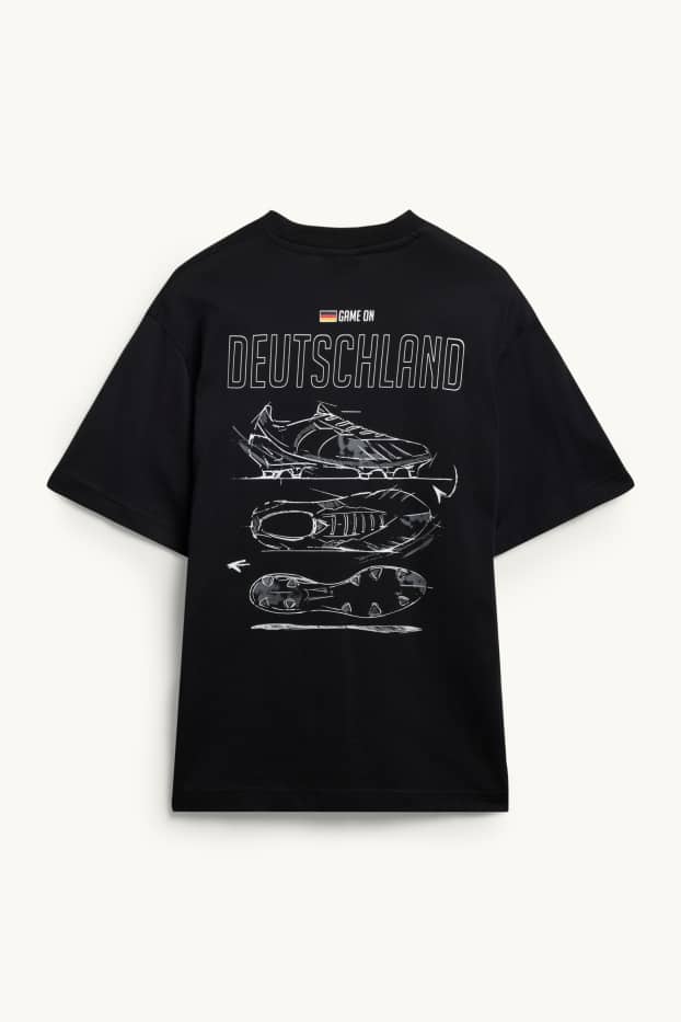 Men - T-shirt - black