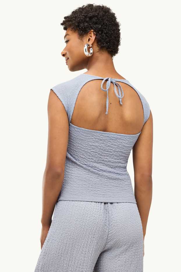 Women - Top - textured - gray