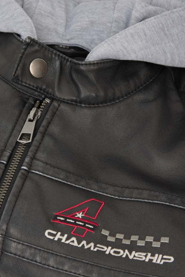 Kinderen: jongens - Racing - bikerjas met capuchon - imitatieleer - zwart