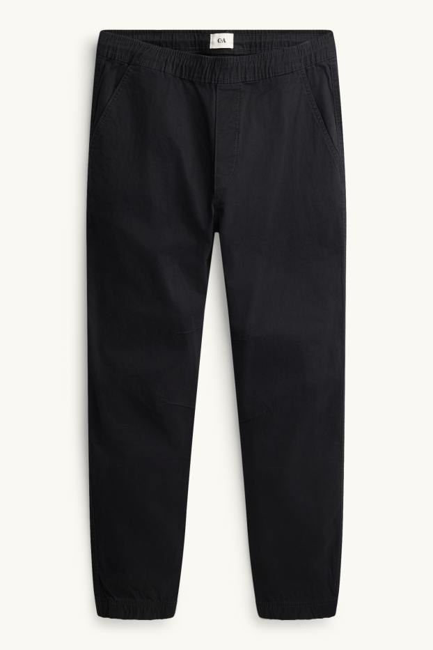 Men - Chinos - tapered fit - black