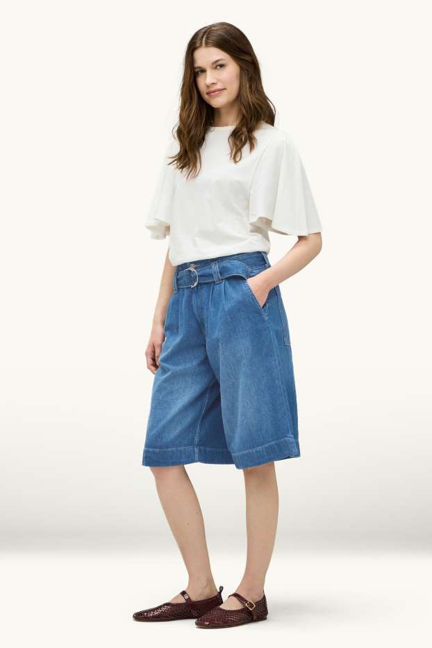 Femei - Pantaloni scurți de blugi cu curea - talie înaltă - denim-albastru