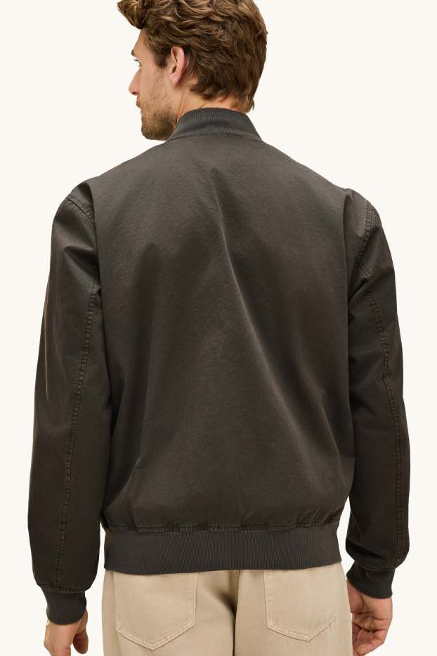 Herren - Jeans-Bomberjacke - dunkelgrün