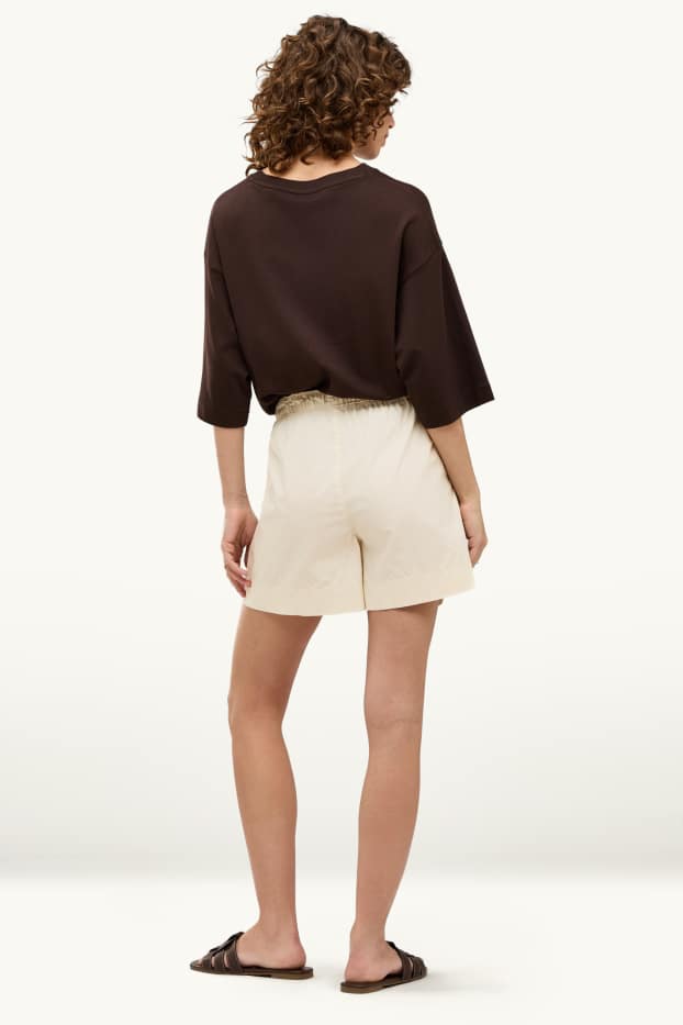 Dona - Pantalons curts - mid waist - crema