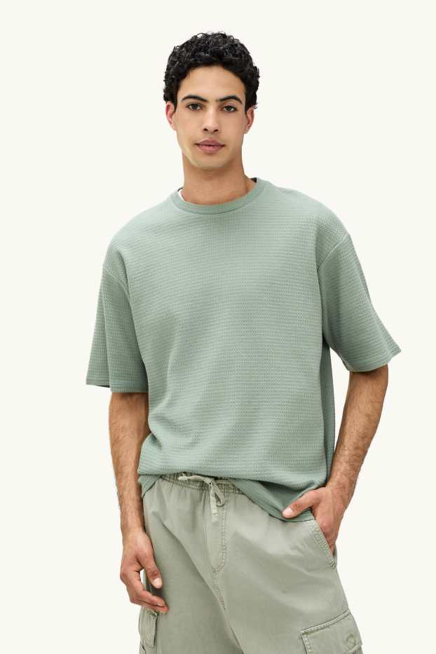 Hommes - T-shirt - Oversize - finition texturée - vert