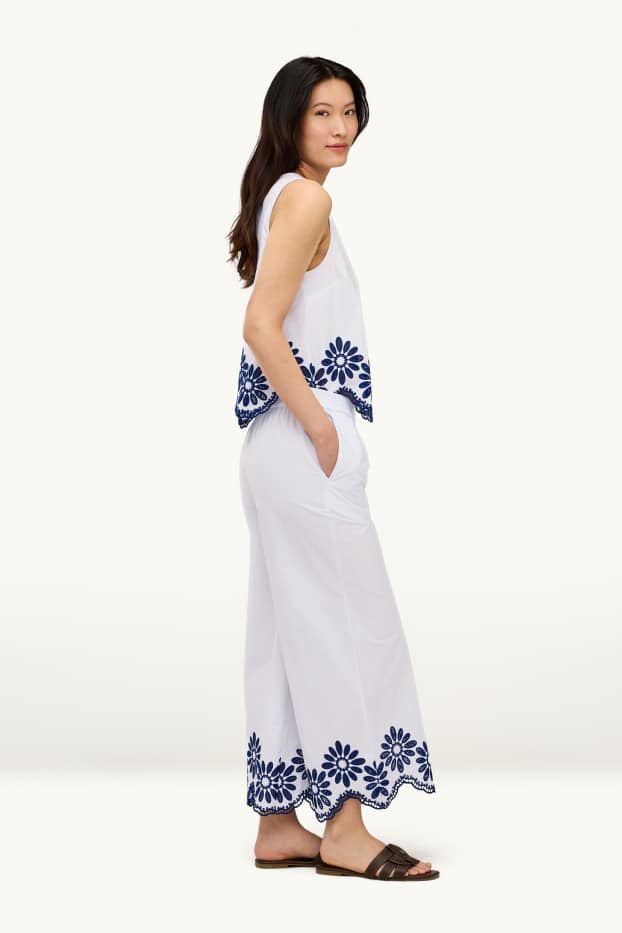 Dames - Pantalon - mid waist - wide leg - broderie Anglaise - wit / blauw