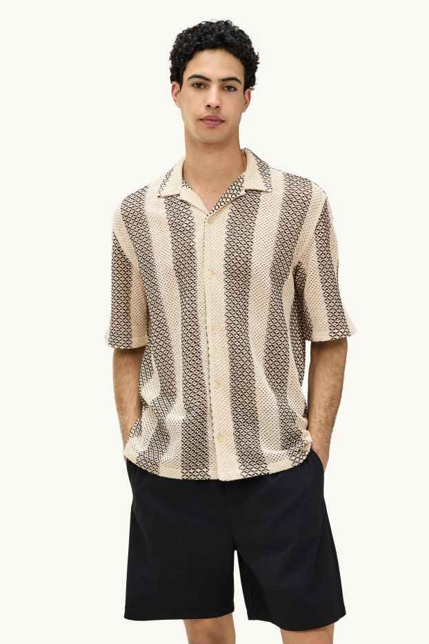 Hommes - Chemise - relaxed fit - col à revers - à rayures - finition texturée - noir / beige