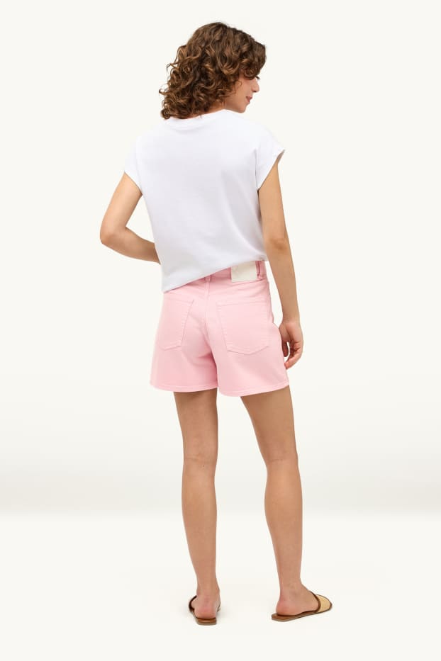 Femmes - Mom short - high waist - LYCRA® - rose