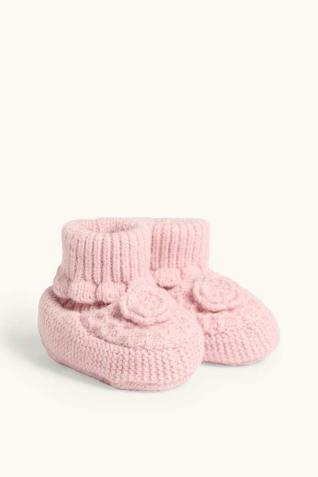 Baby: meisjes - Bloemetje - babysloffen - roze