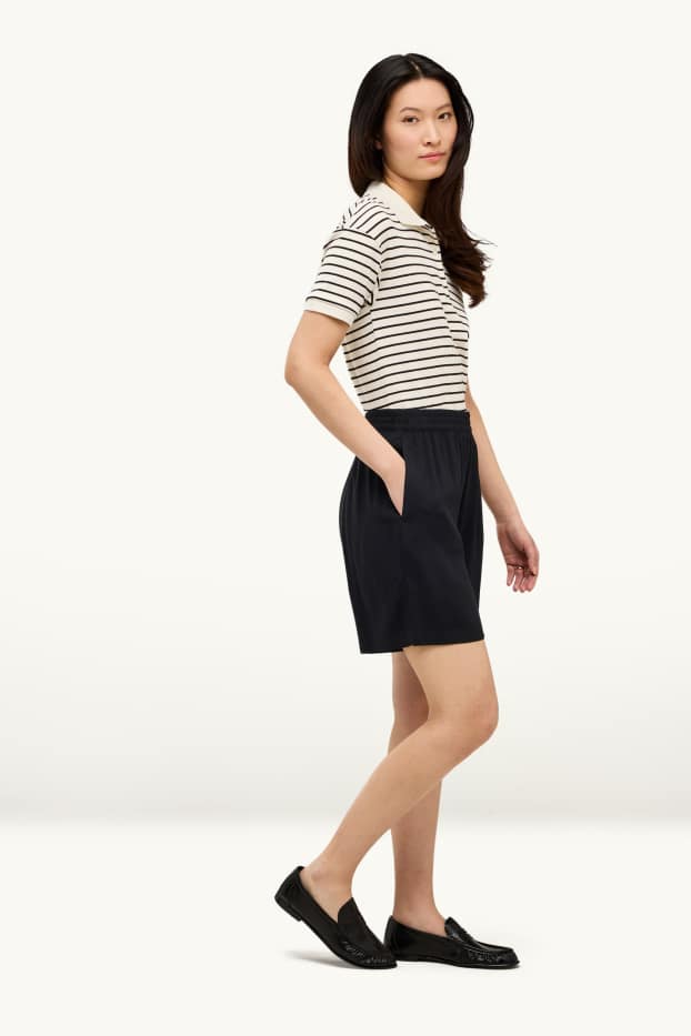 Damen - Shorts - High Waist - schwarz