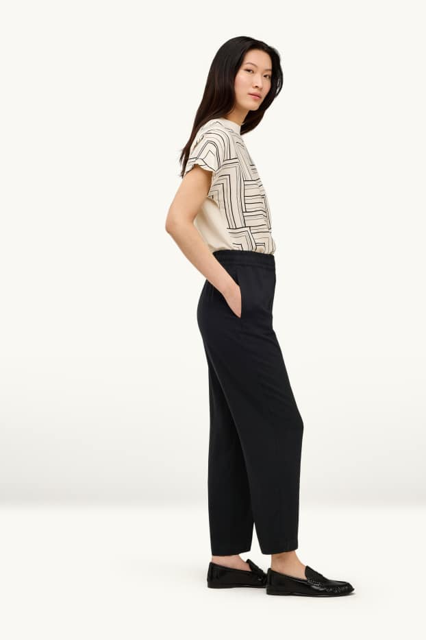 Damen - Stoffhose - Mid Waist - Straight Leg - schwarz