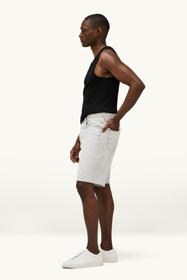 Herren - Jeans-Shorts - helljeansgrau