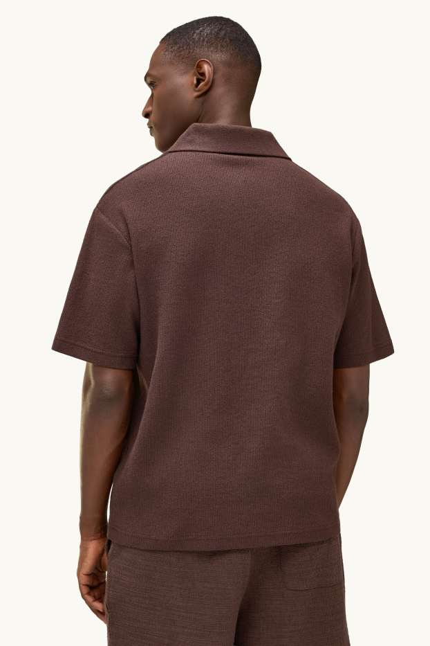 Heren - Gebreid poloshirt - relaxed fit - bruin