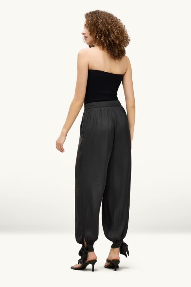 Femei - Pantaloni harem - talie medie - balloon leg - negru