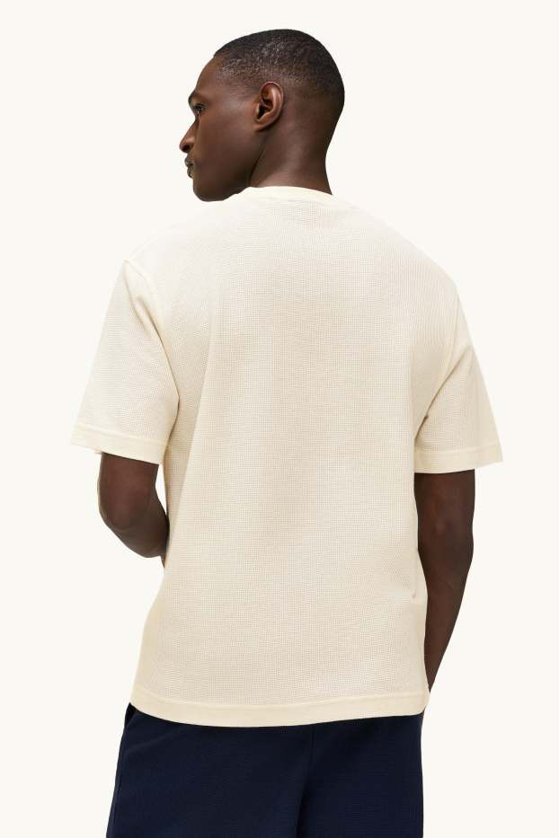 Herren - T-Shirt - Relaxed Fit - strukturiert - cremeweiß