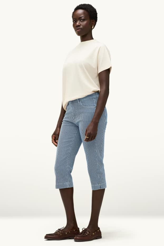 Femmes - Jean capri - mid waist - slim fit - à rayures - bleu / blanc