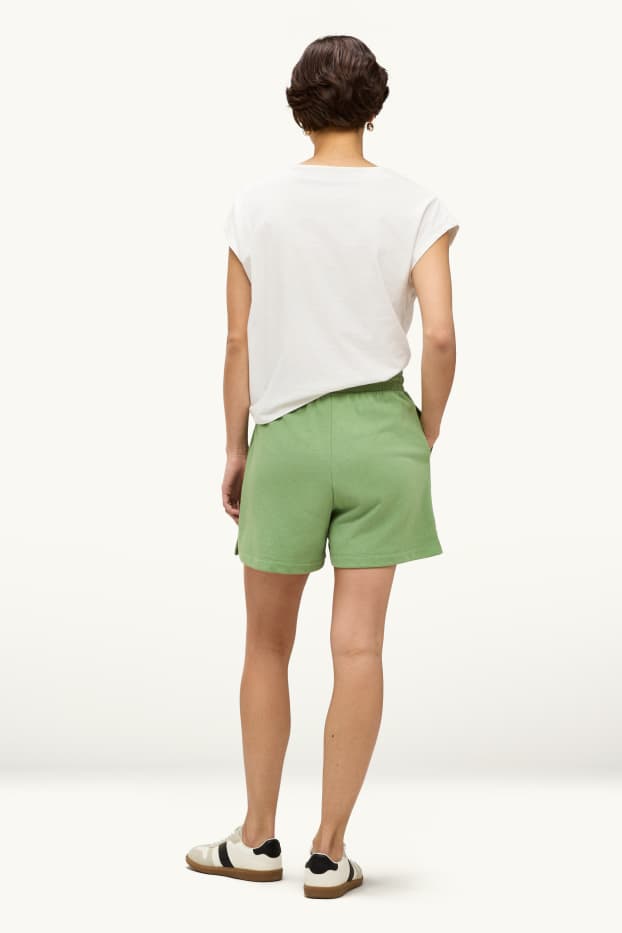 Damen - Sweatshorts - grün