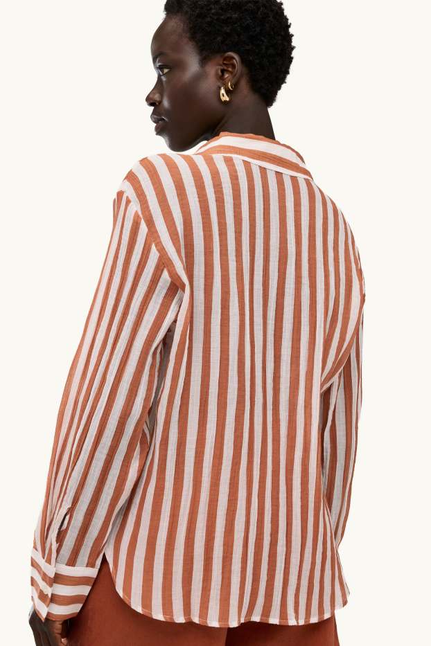Dames - Blouse met V-hals - gestreept - met structuur - lichtbruin
