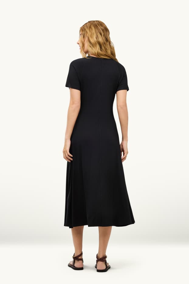 Donna - Vestito svasato - nero