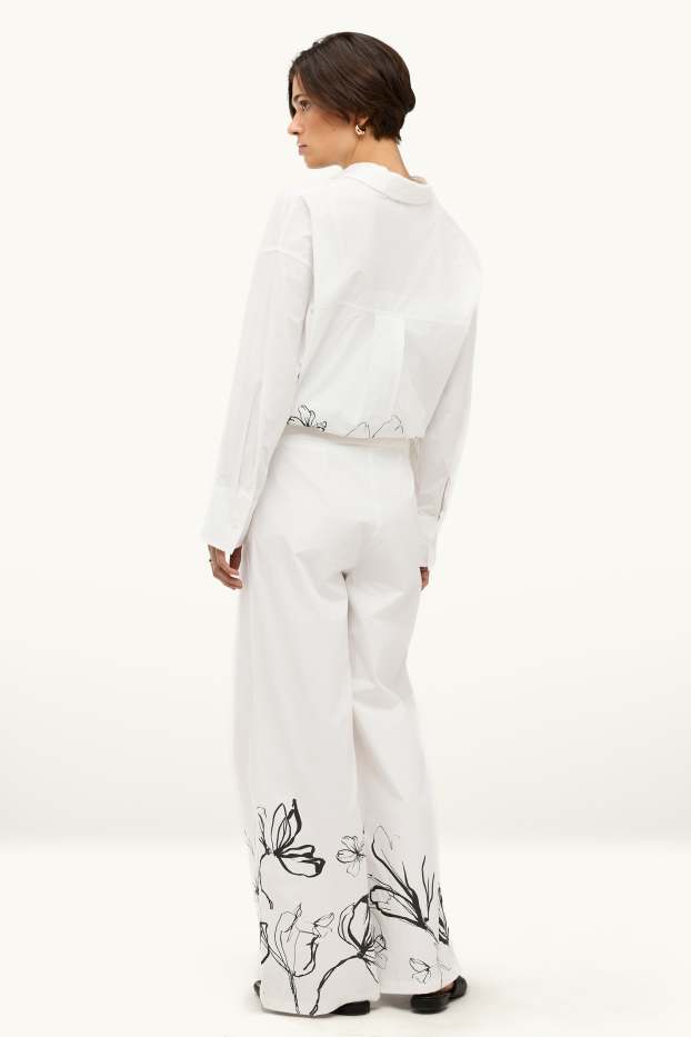 Women - Cloth trousers - high waist - wide leg - white
