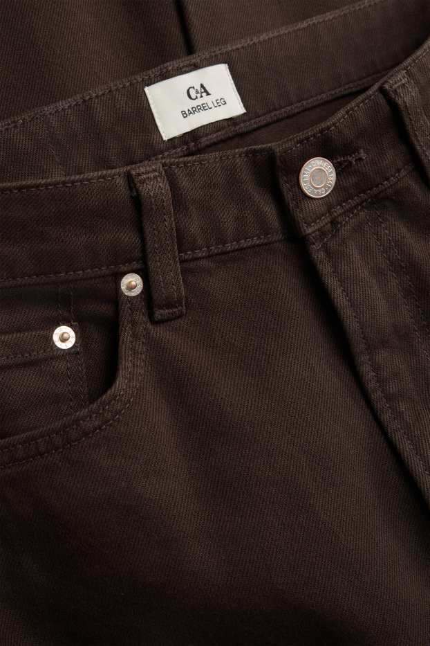 Femei - Barrel jeans - talie înaltă - maro închis
