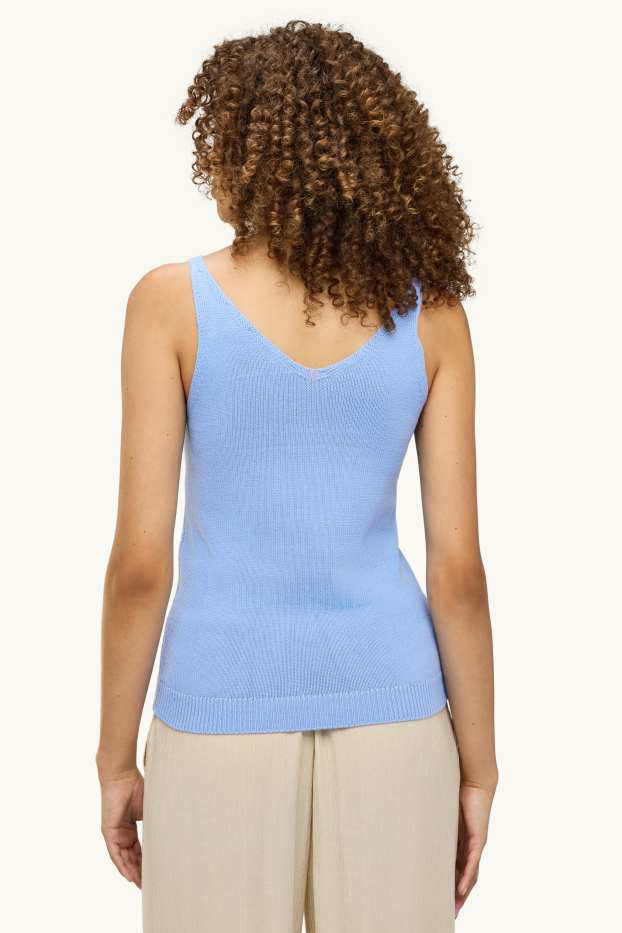 Women - Top - light blue