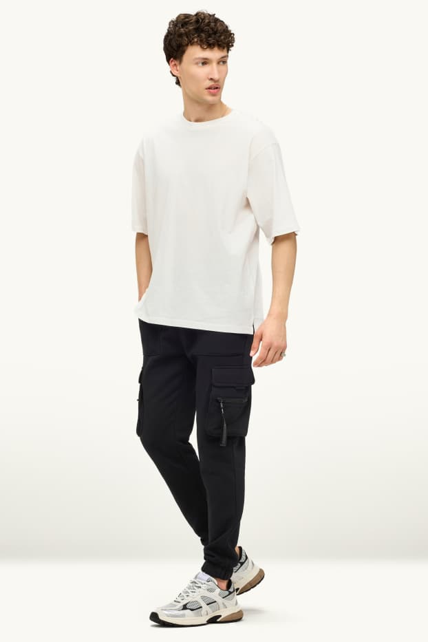 Herren - Cargo-Jogginghose - schwarz