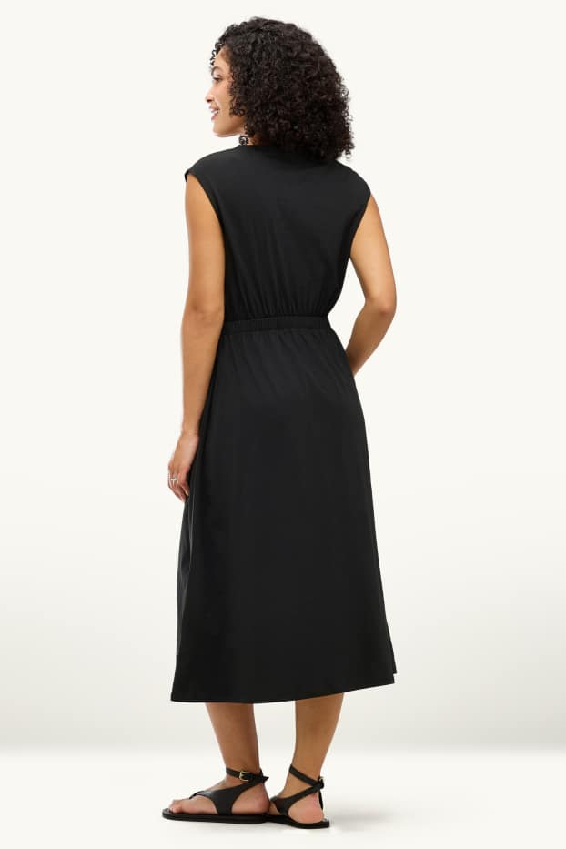 Women - Fit & flare dress - black