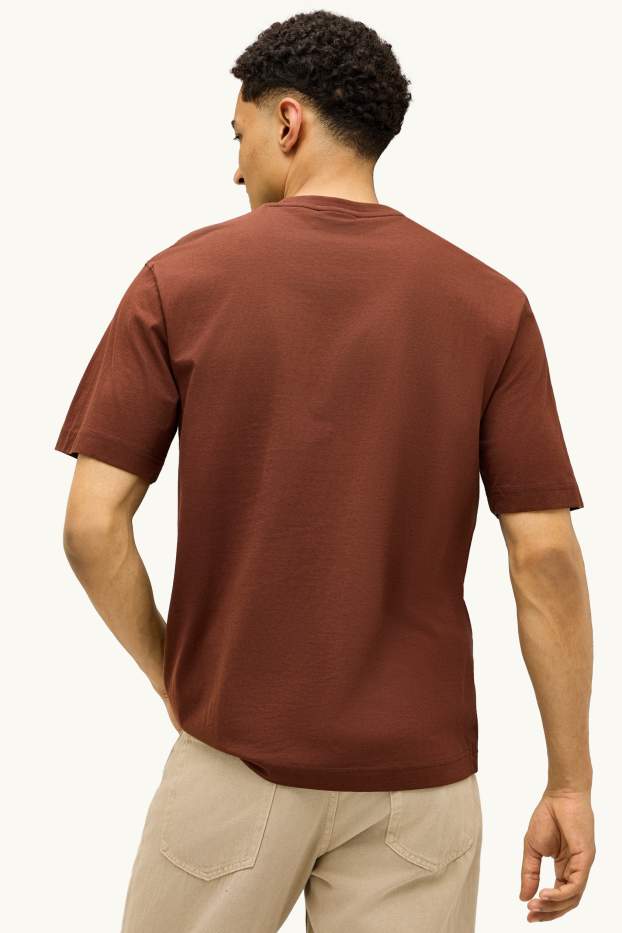 Heren - T-shirt - relaxed fit - bruin