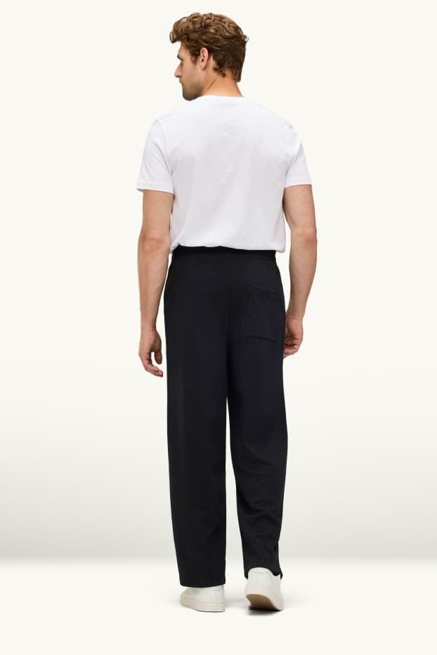 Men - Joggers - black