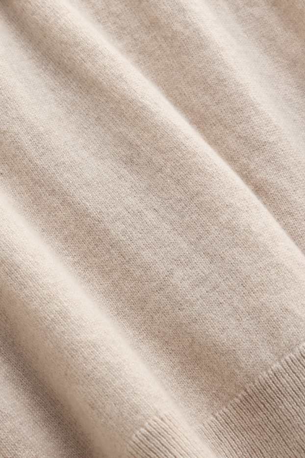 Femmes - Pull en maille en cachemire - manches courtes - beige
