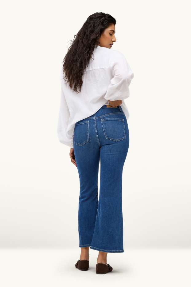Dames - Kortere flared jeans - high waist - jeansdonkerblauw