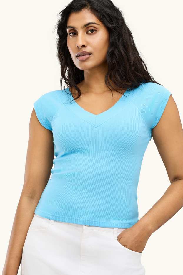 Women - V-neck T-shirt - slim fit - light blue