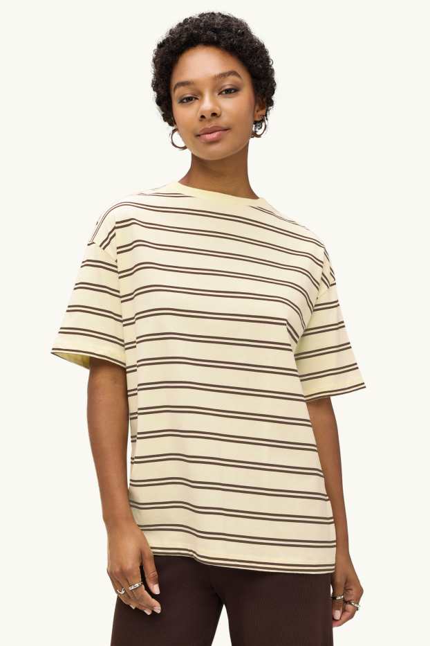Dames - T-shirt - oversized - gestreept - bruin / crème wit